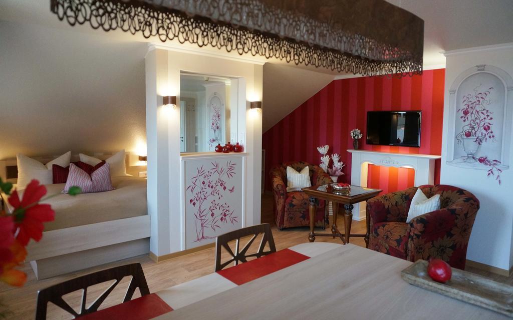 Deluxe Apartments Der "Alten Apotheke" Преров Стая снимка