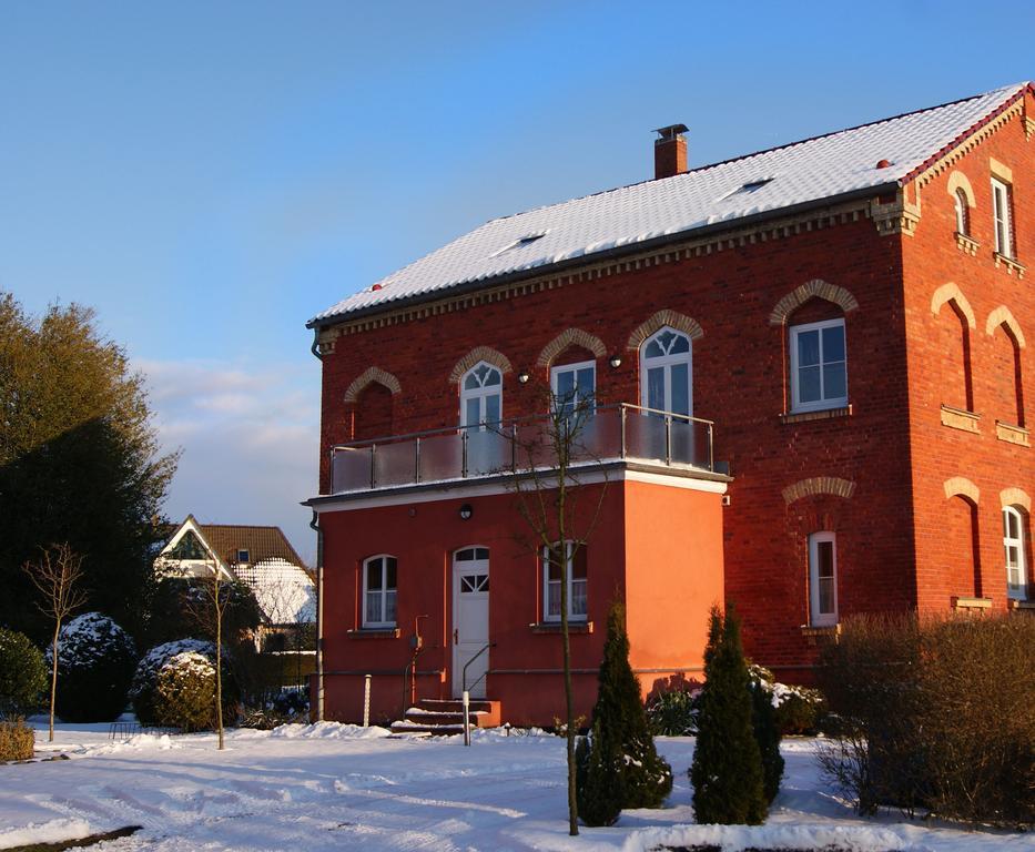 Deluxe Apartments Der "Alten Apotheke" Преров Екстериор снимка